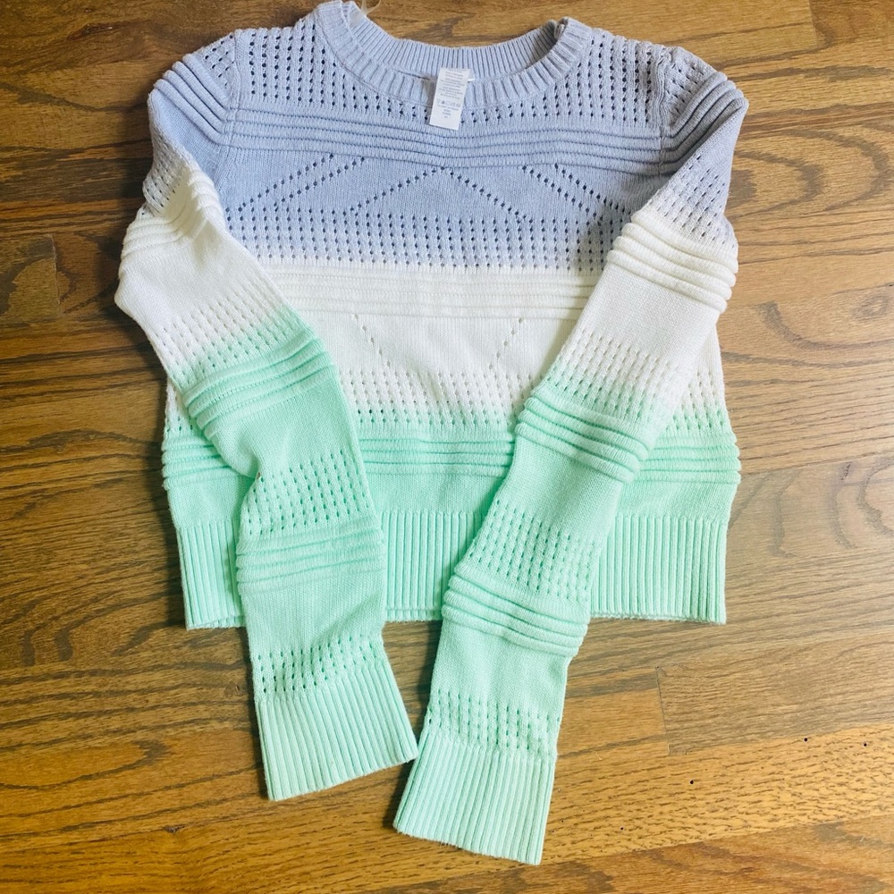 Ivivva crop-top sweater size 8
